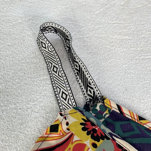 RISE & BLOOM Hanker-chief Tank Top - Picture 8 of 10